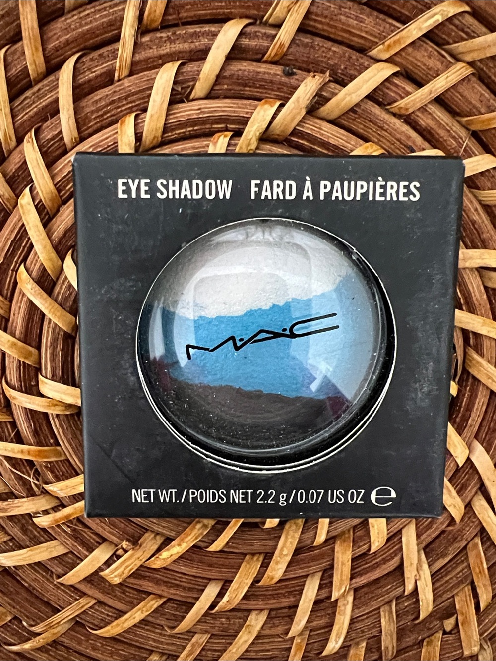 MAC Cosmetics “Blue My Mind” Triple Color Pressed Eye Shadow